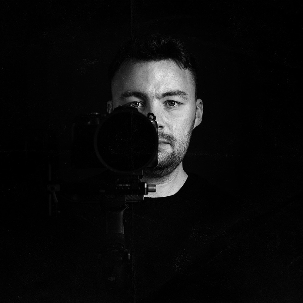 peakfocus-production-martin-grazer-background-mobile